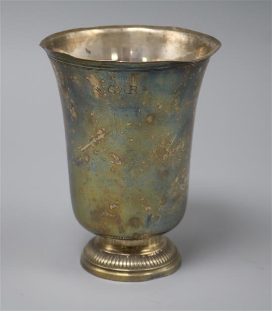 A late 17th/early 18th century French? silver beaker with later engraved inscription, 5.5 oz.